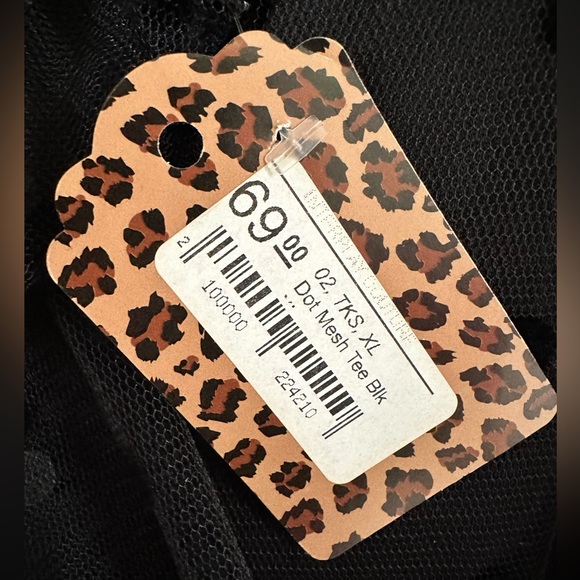 Interplay Couture top with sheer sleeves. Brand new. Never worn. - Picture 5 of 7